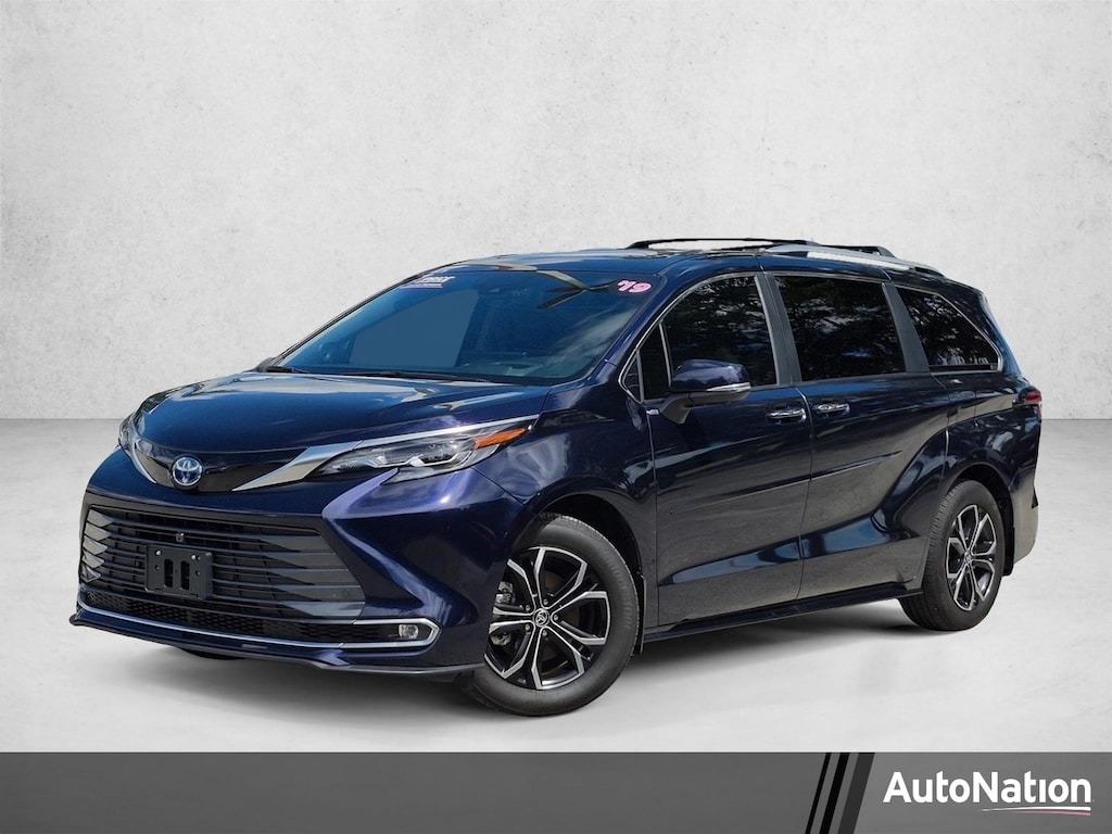 Used 2025 Toyota Sienna Platinum Van Passenger Van