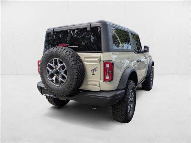 2025 Ford Bronco Badlands photo 2