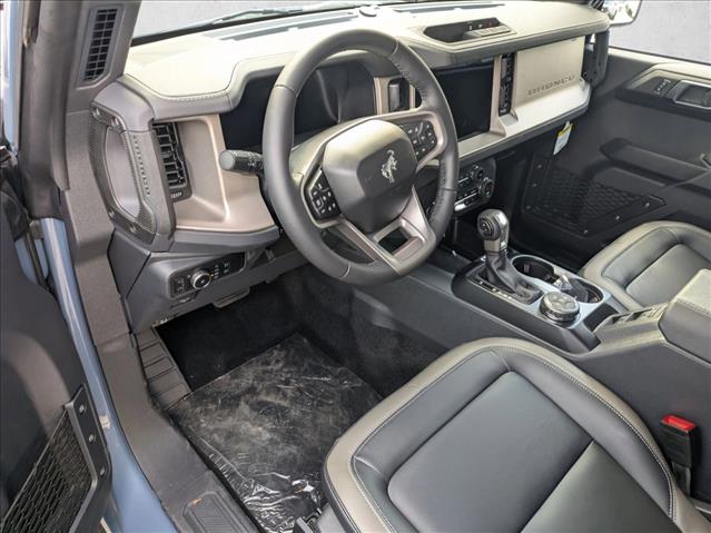2025 Ford Bronco Outer Banks photo 3