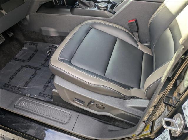 2025 Ford Bronco Outer Banks photo 4