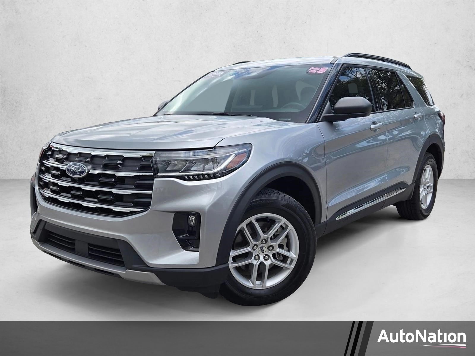 2025 Ford Explorer Active RWD (PL535)'s photo
