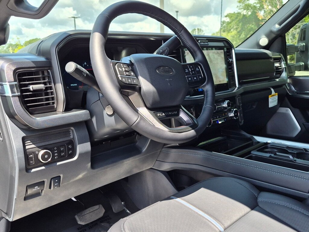 New 2026 Ford F-350 Platinum Truck Crew Cab