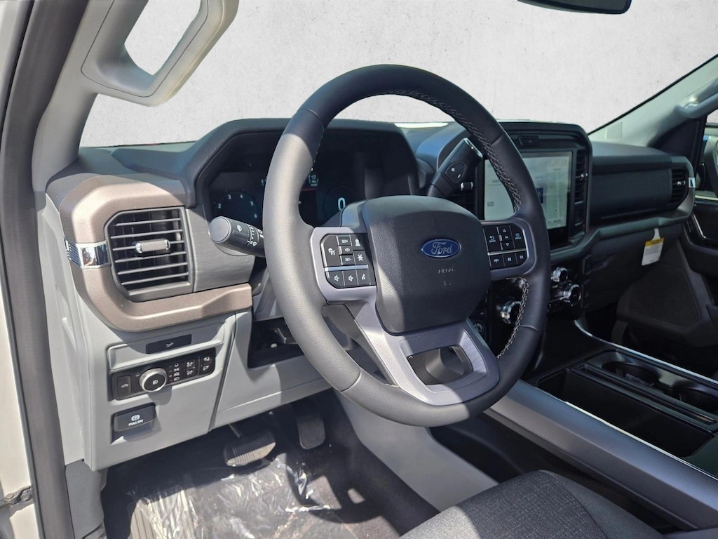 New 2026 Ford F-150 XLT Truck SuperCrew Cab