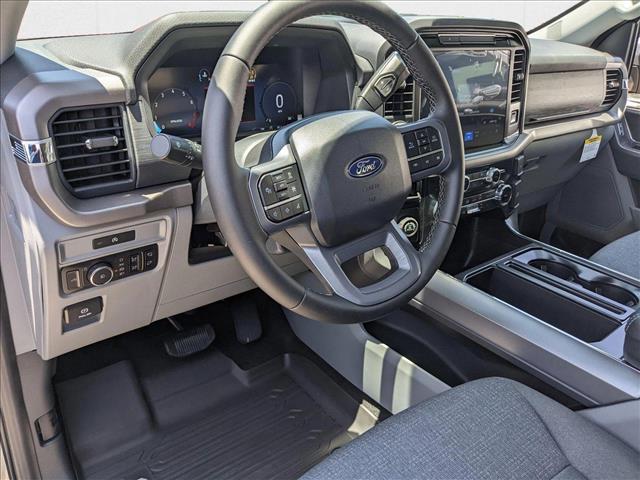 2025 Ford F-150 XLT photo 3