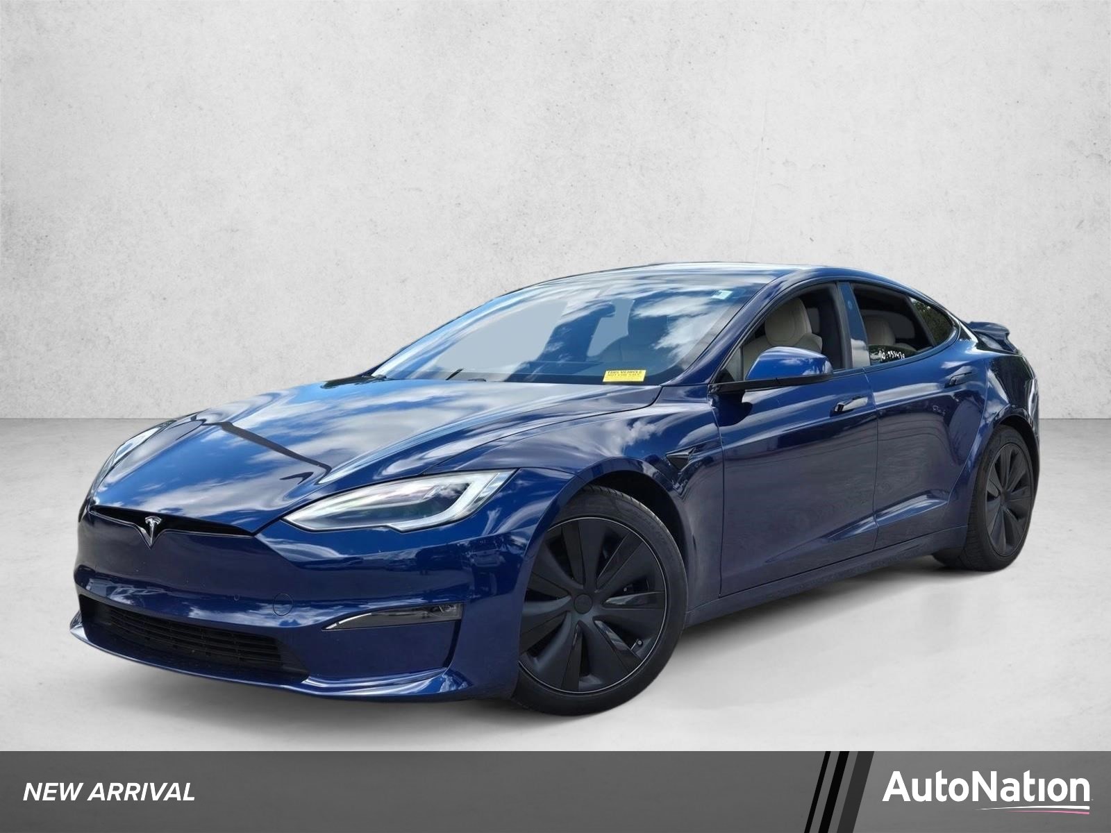 2022 Tesla Model S's photo