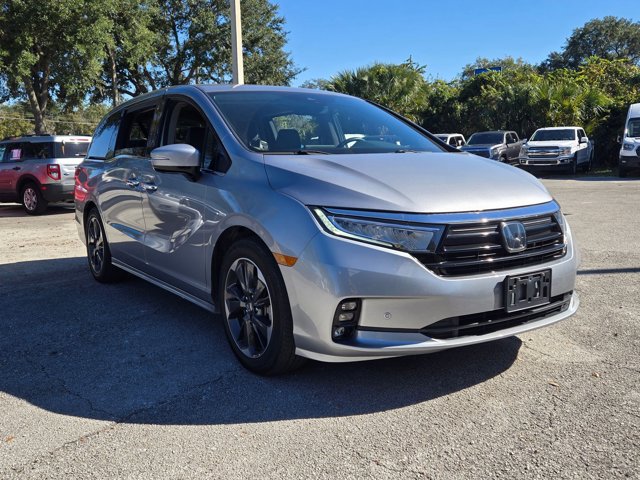 2022 Honda Odyssey Elite photo 3