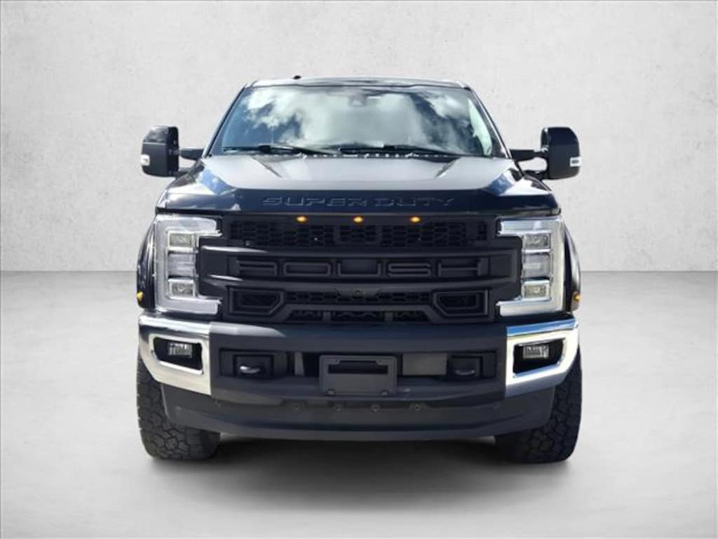 Used 2018 Ford F-250 LARIAT Truck Crew Cab