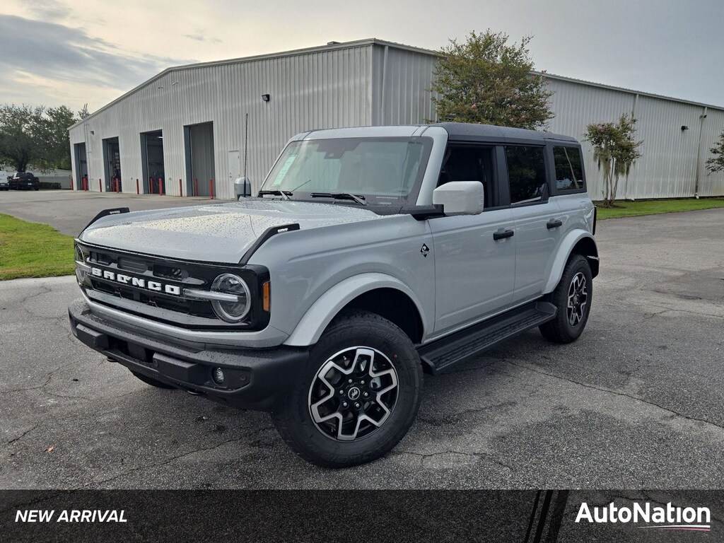 New 2026 Ford Bronco Outer Banks SUV