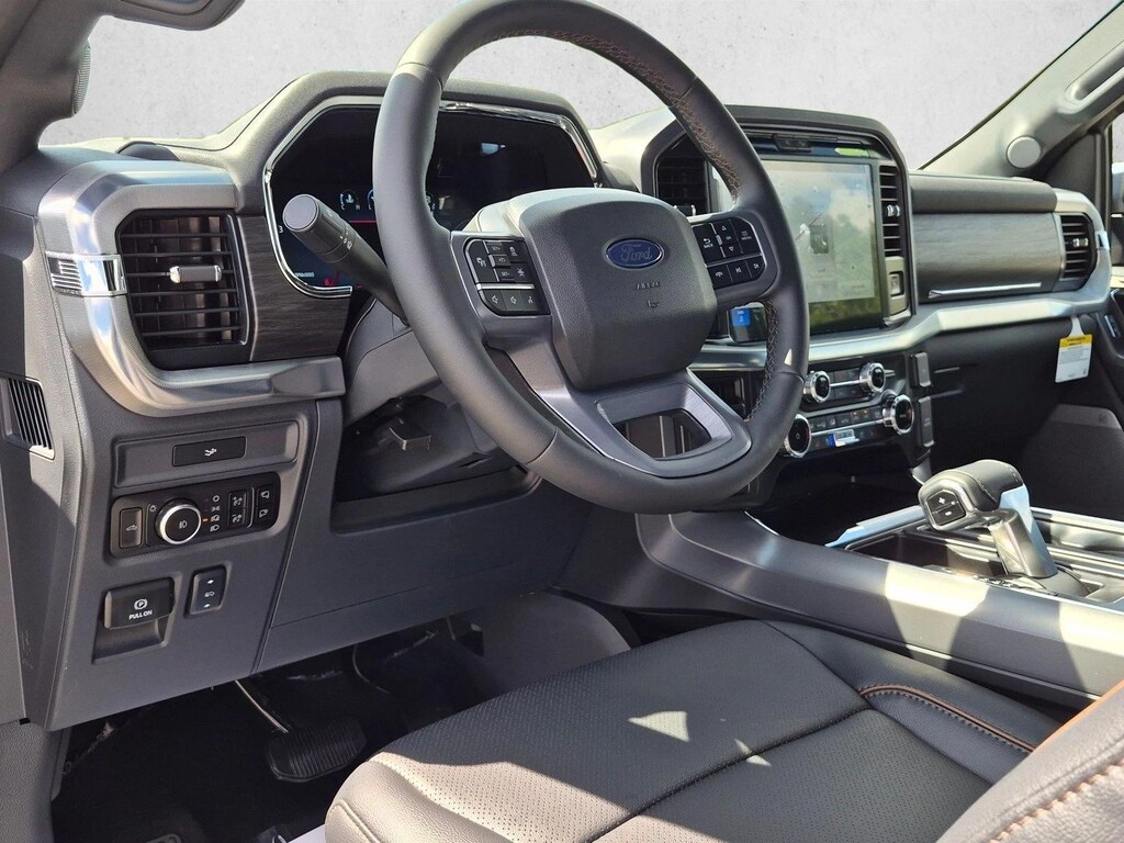 New 2026 Ford F-150 LARIAT Truck SuperCrew Cab