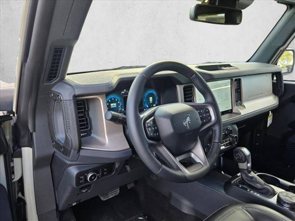 New 2025 Ford Bronco Outer Banks SUV