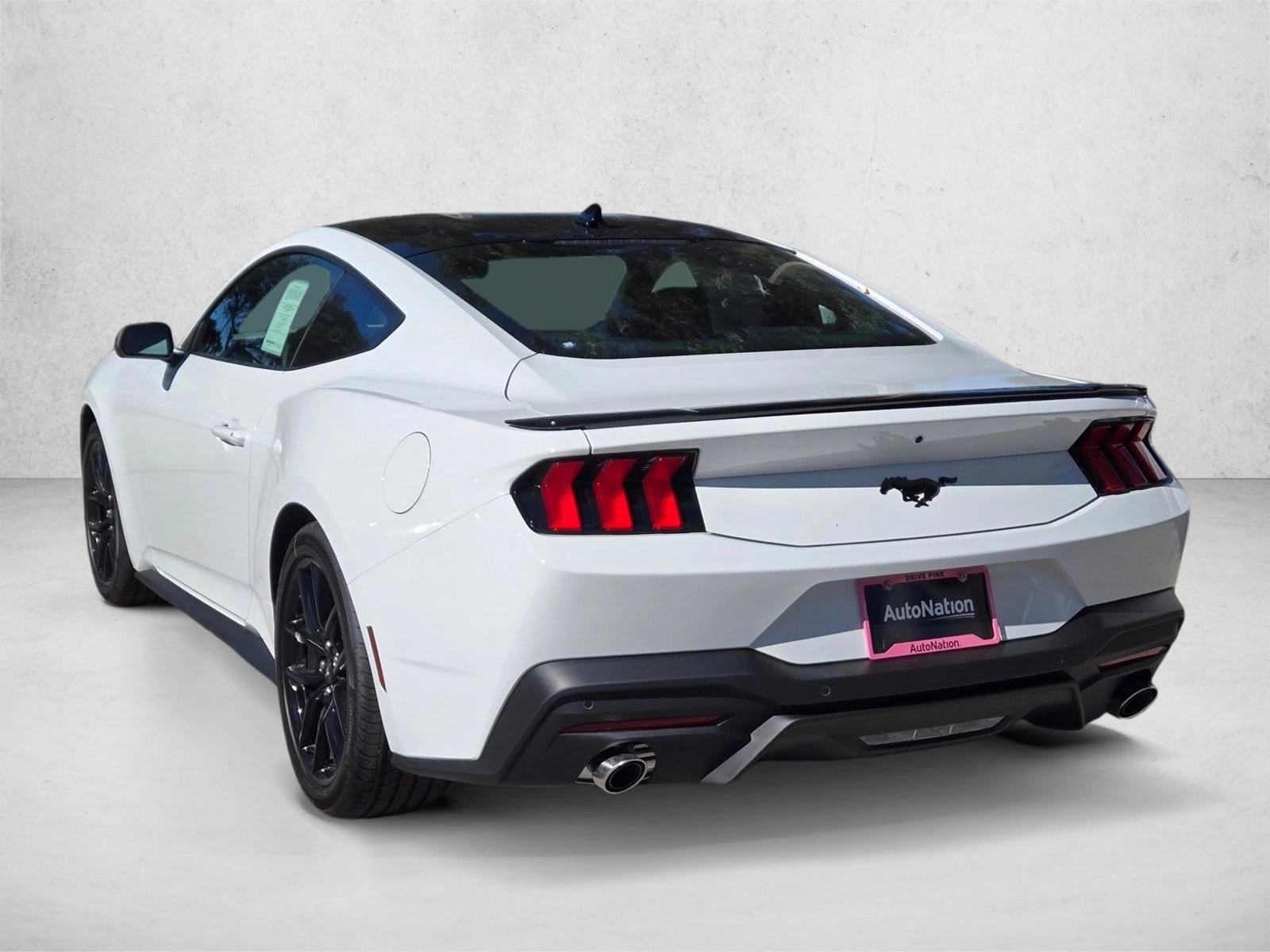 2026 Ford Mustang EcoBoost Fastback - Photo 9