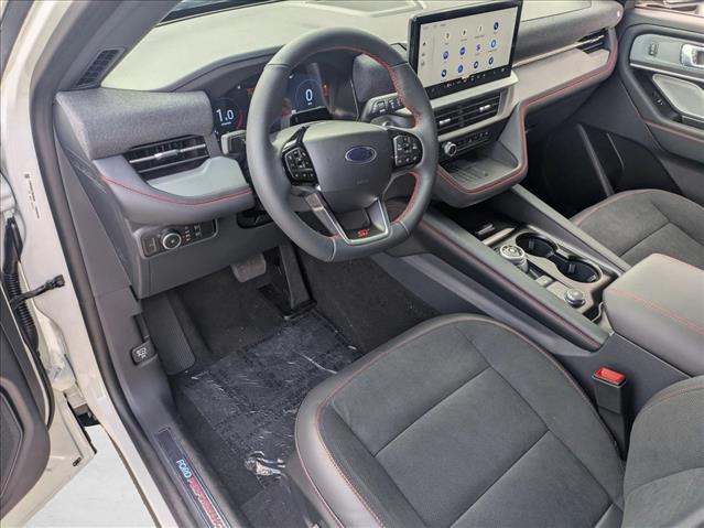 2025 Ford Explorer ST photo 2