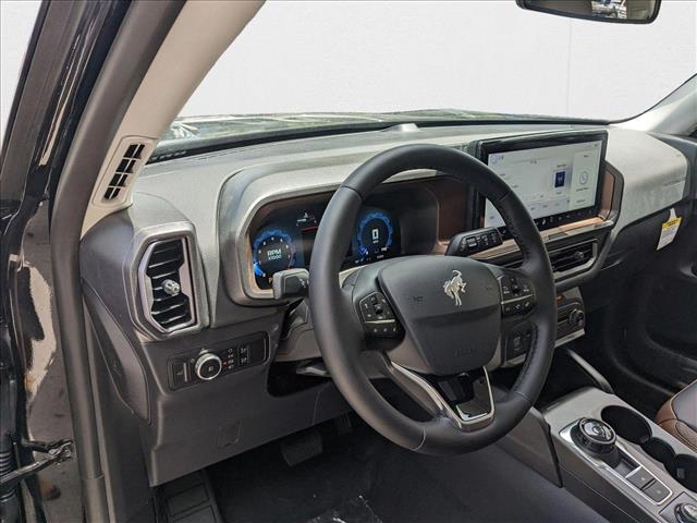 2025 Ford Bronco Sport Outer Banks photo 3
