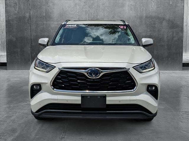 Used 2021 Toyota Highlander Limited with VIN 5TDYARAH2MS504710 for sale in Jacksonville, FL
