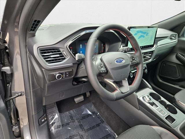 2025 Ford Escape photo 3