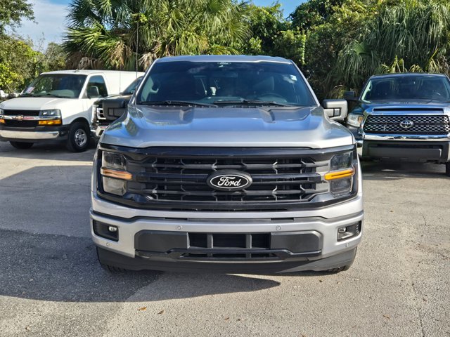 2024 Ford F-150 XLT photo 2