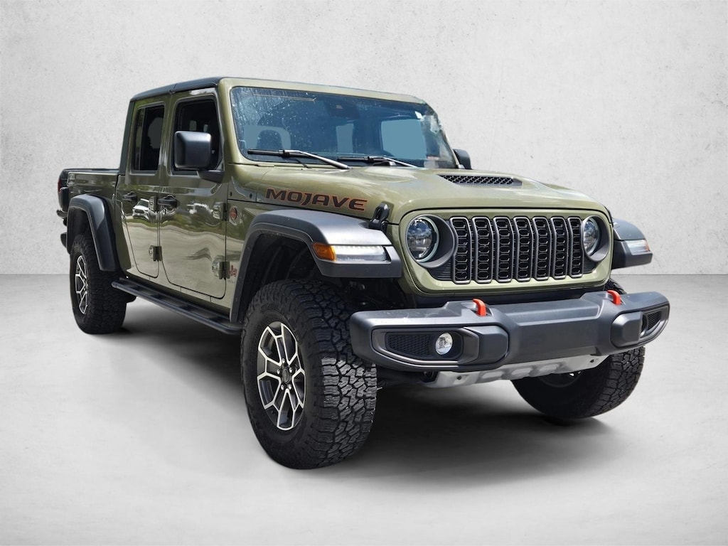 Used 2025 Jeep Gladiator Mojave Truck Crew Cab