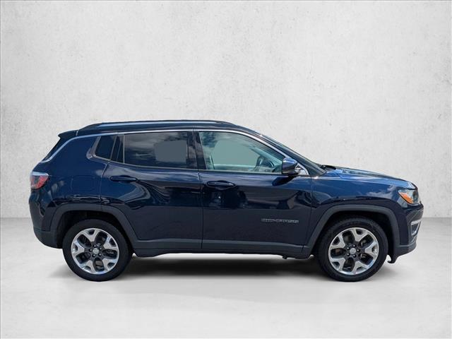 2018 Jeep Compass Limited photo 2