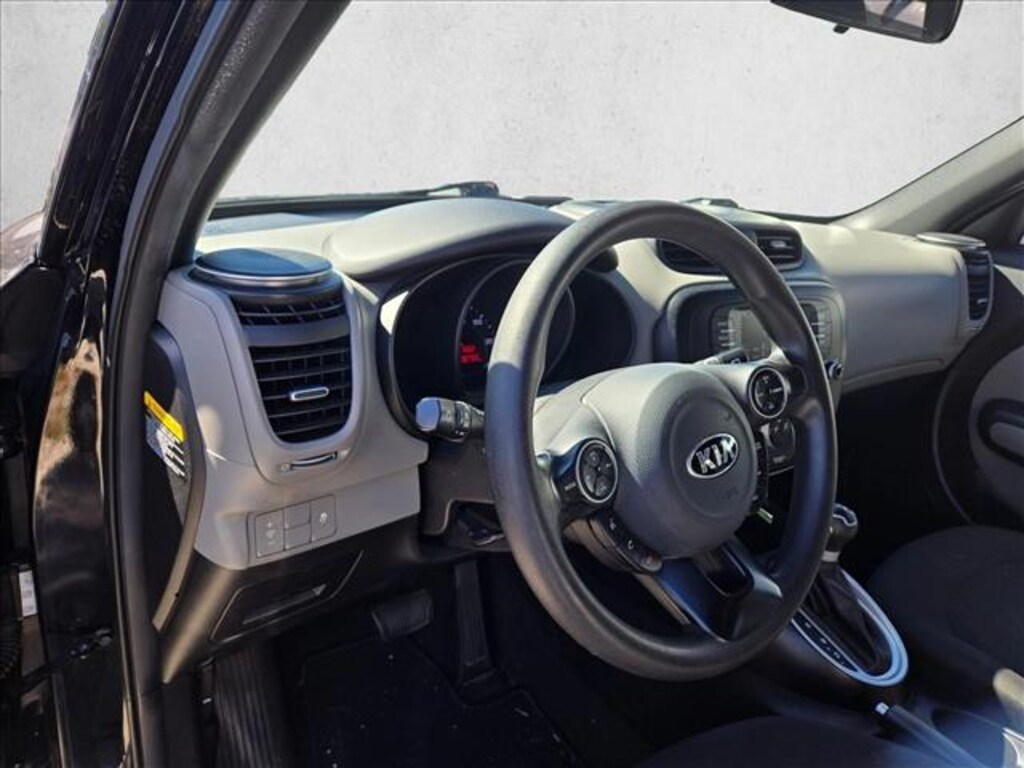 Used 2018 Kia Soul Base Hatchback