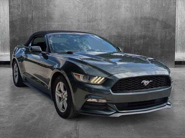 2016 Ford Mustang V6 Convertible photo 3