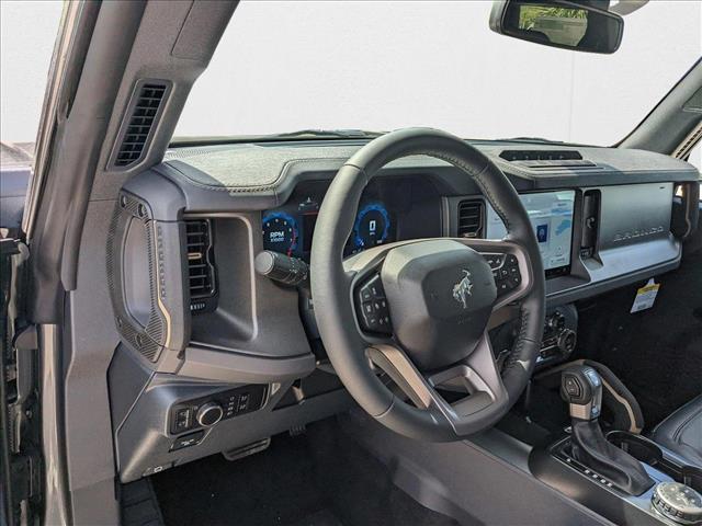 2025 Ford Bronco Badlands photo 3