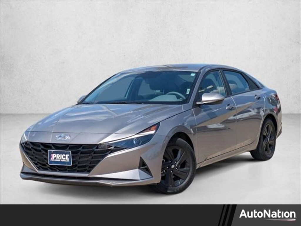 Used 2023 Hyundai Elantra SEL Sedan