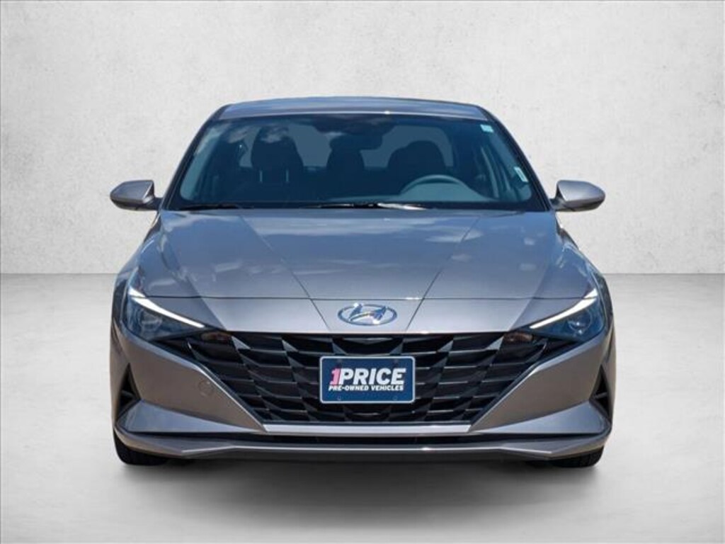 Used 2023 Hyundai Elantra SEL Sedan