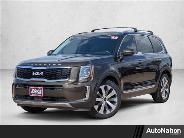 2022 Kia Telluride S's photo