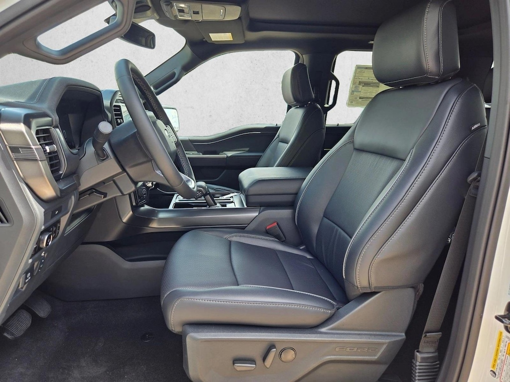 New 2026 Ford F-150 LARIAT Truck SuperCrew Cab