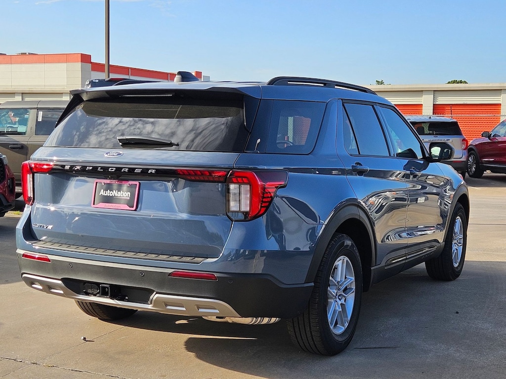 New 2026 Ford Explorer Active w/200A Pkg SUV