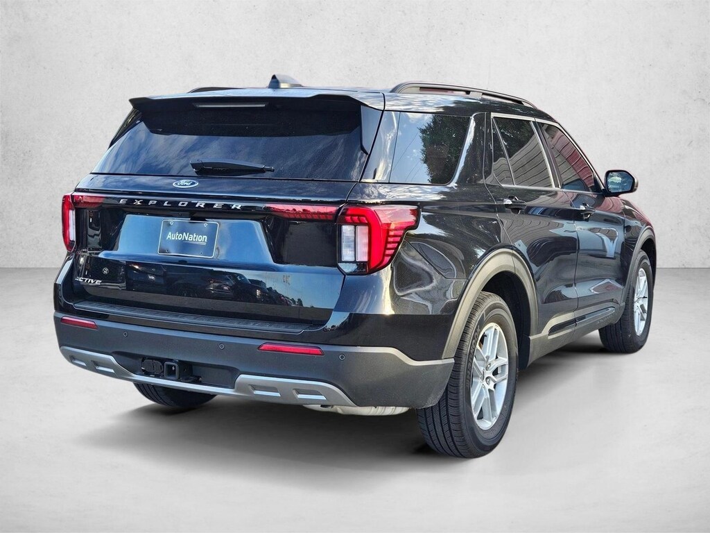New 2026 Ford Explorer Active w/200A Pkg SUV