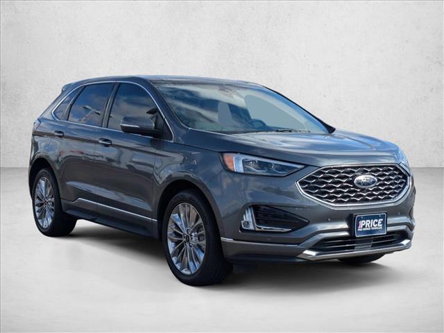 2024 Ford Edge Titanium photo 3