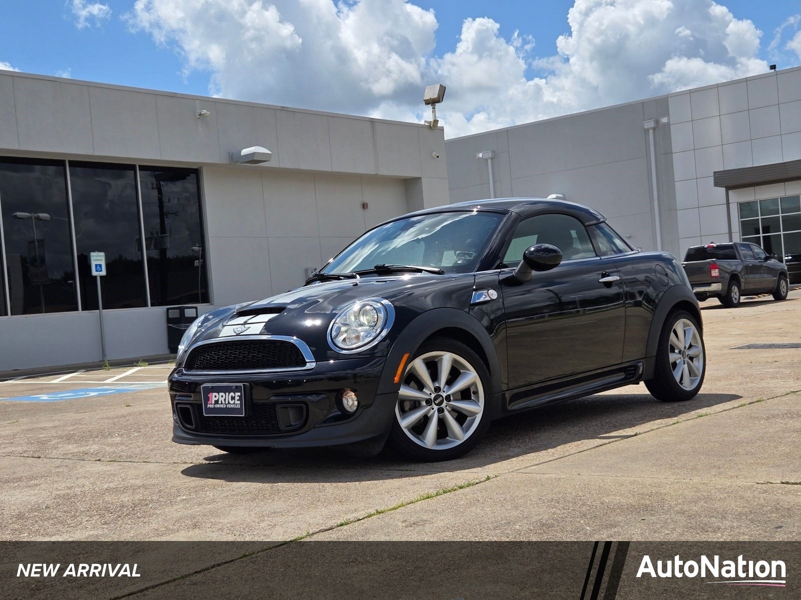 2014 MINI Cooper S's photo