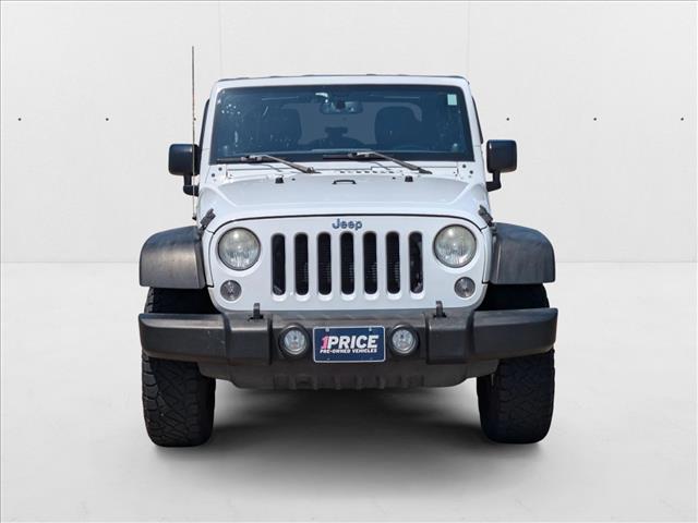 2014 Jeep Wrangler Unlimited Sport photo 2