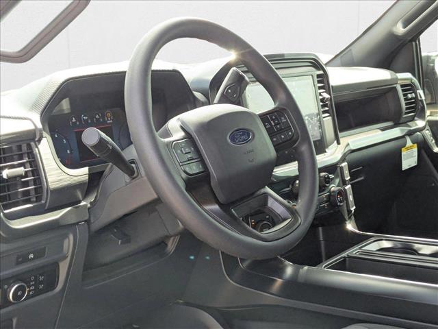 2025 Ford F-150 STX photo 3