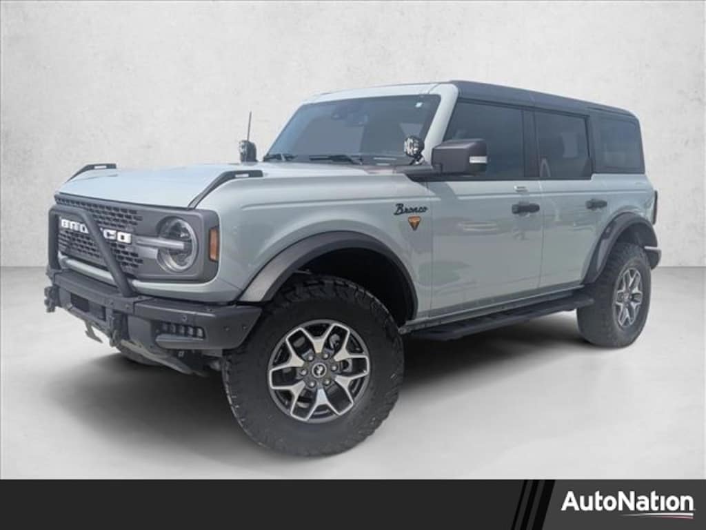 Used 2023 Ford Bronco Badlands SUV