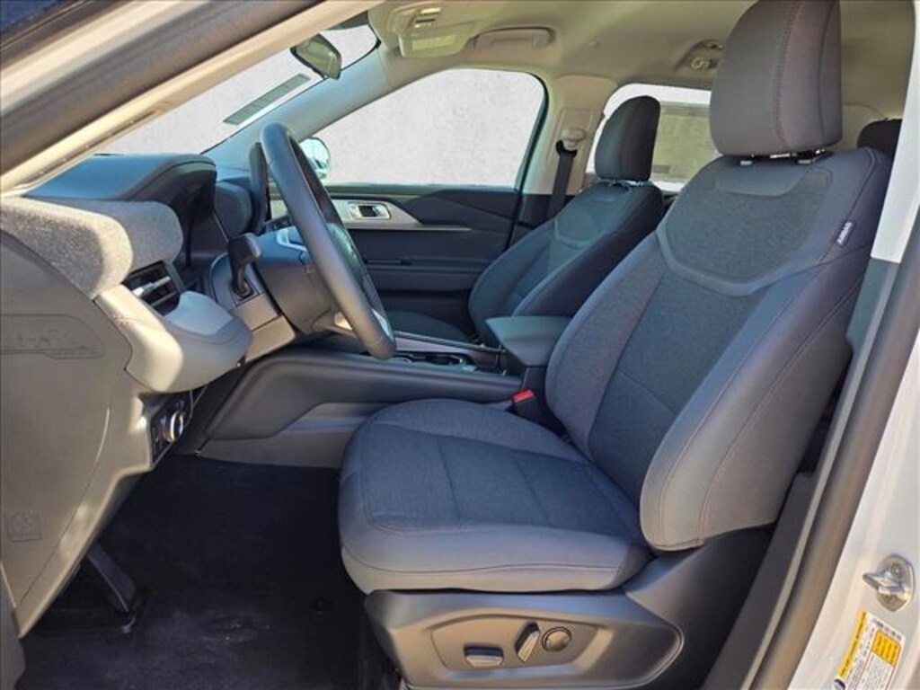 New 2026 Ford Explorer Active w/200A Pkg SUV