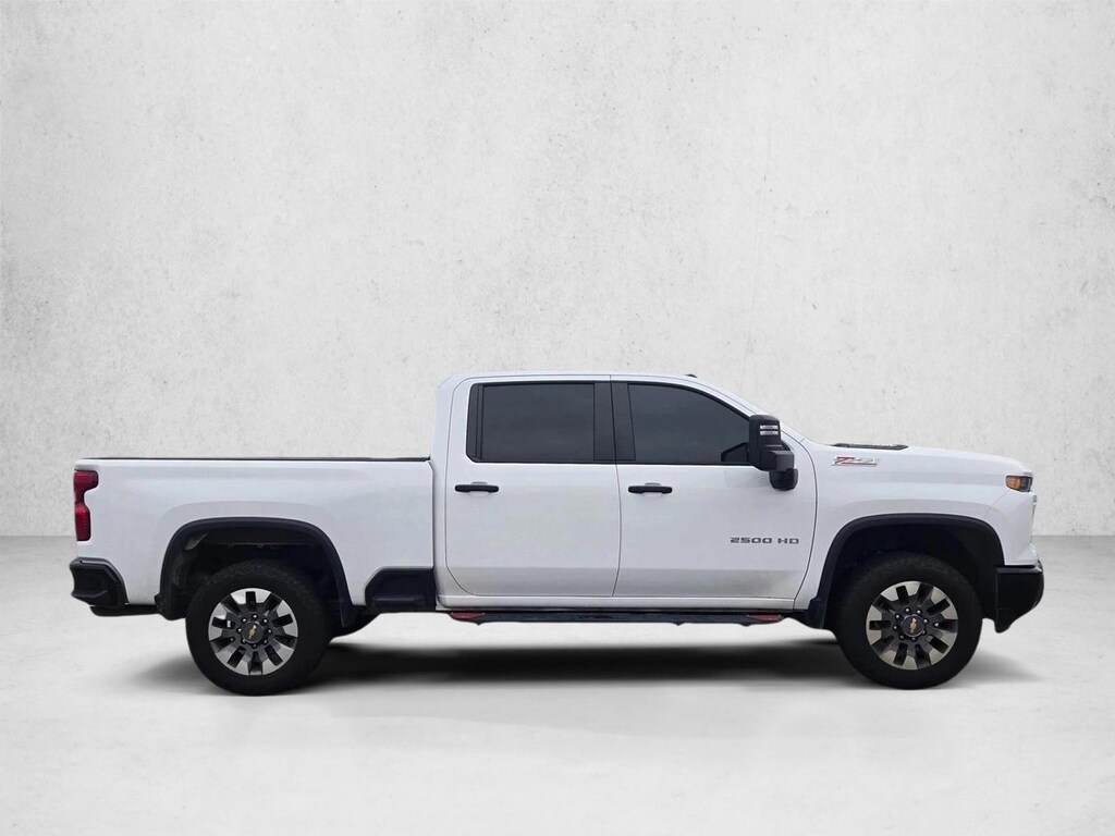 Used 2025 Chevrolet Silverado 2500 HD Custom Truck Crew Cab