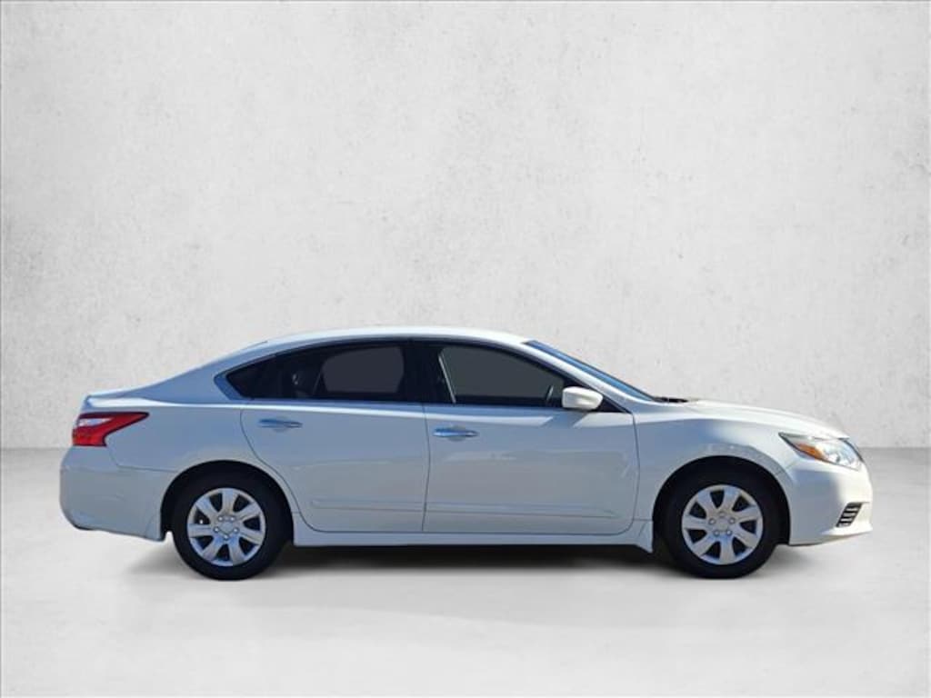 Used 2017 Nissan Altima 2.5 S Sedan