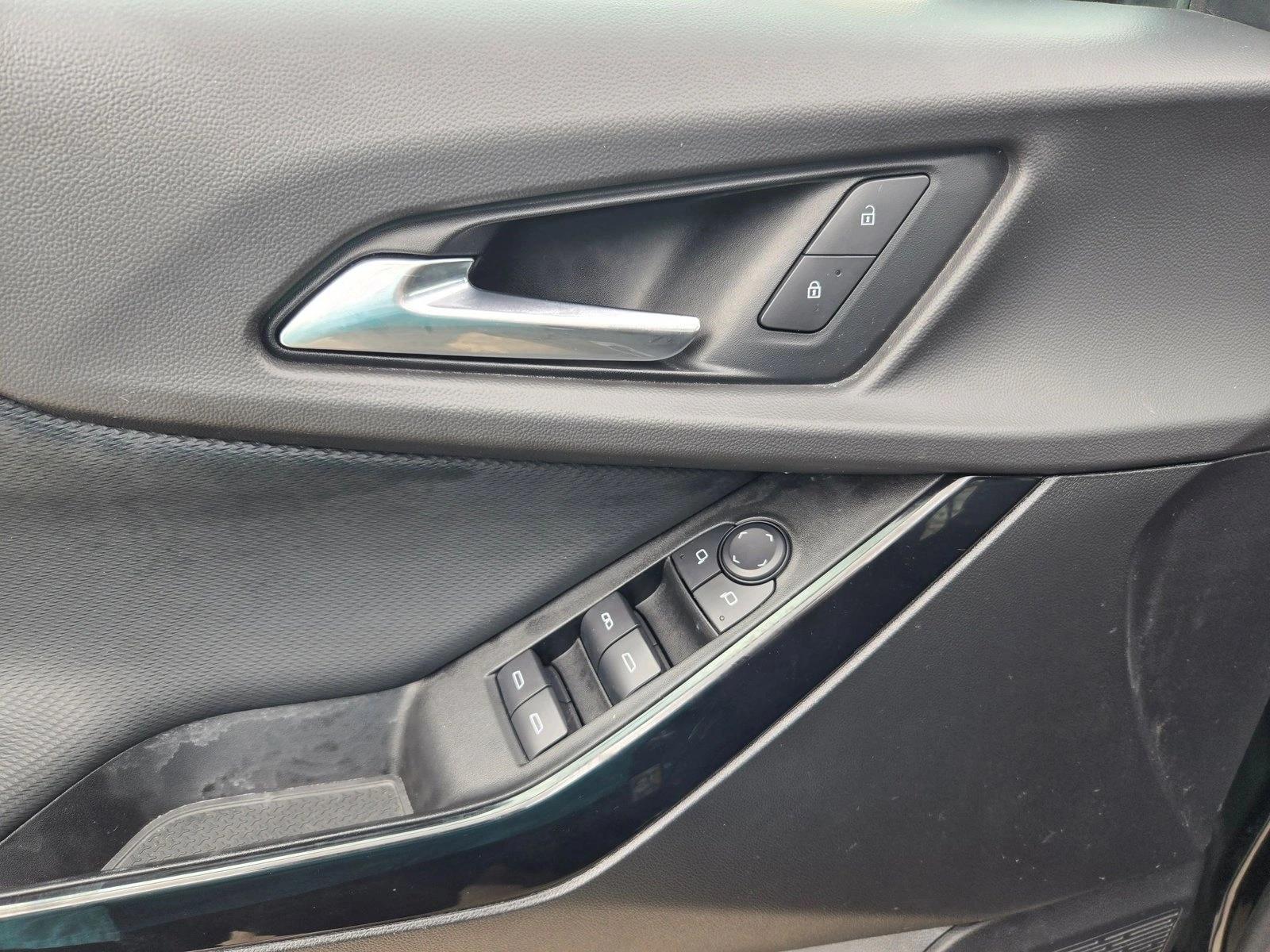 2025 Chevrolet Equinox LT - Photo 13