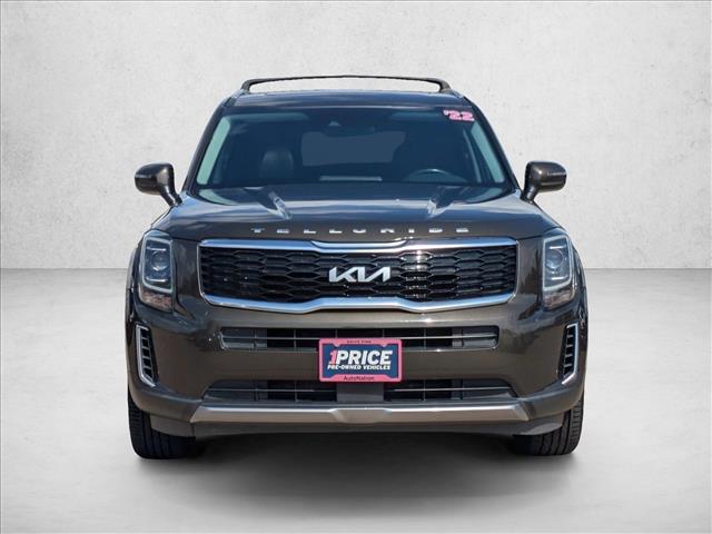 2022 Kia Telluride S photo 2
