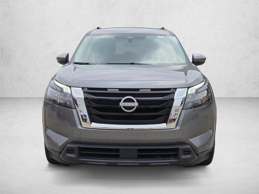 Used 2025 Nissan Pathfinder SV SUV
