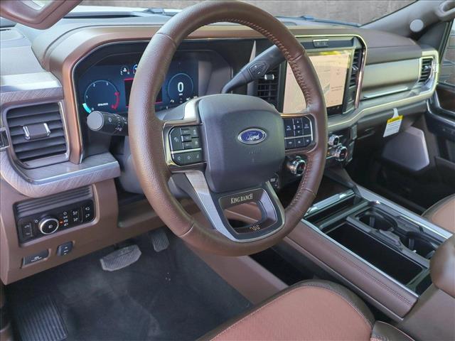 2025 Ford F-350 King Ranch photo 3