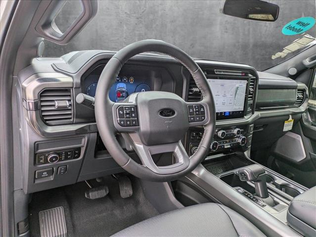 2025 Ford F-150 Lariat photo 3