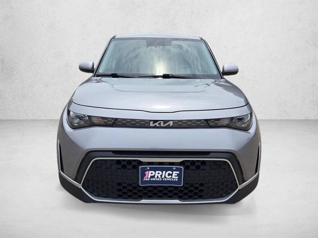 Used 2025 Kia Soul LX Hatchback