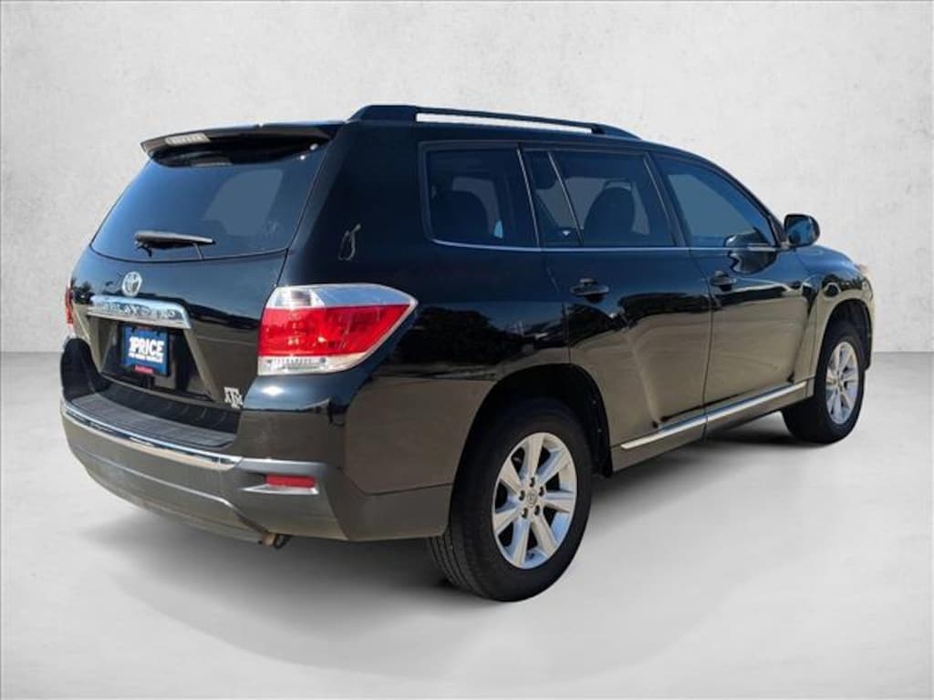Used 2013 Toyota Highlander SE SUV