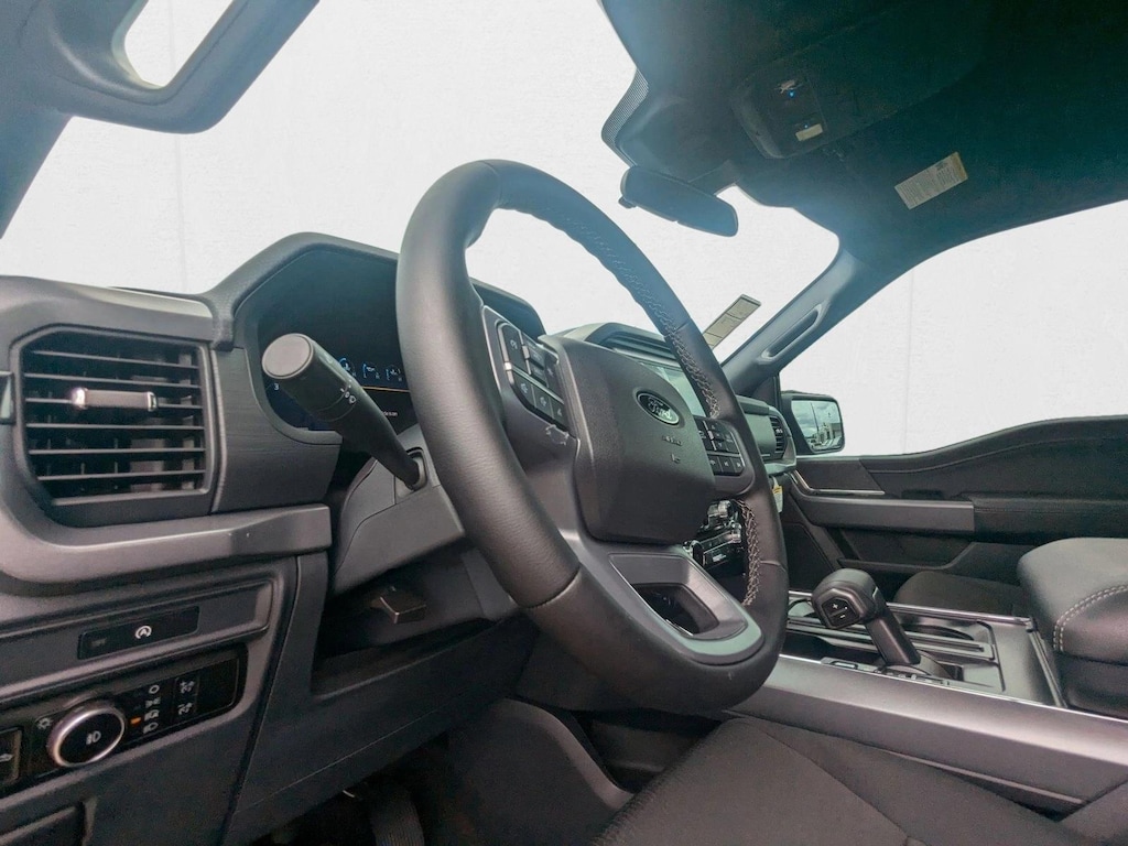 New 2025 Ford F-150 XLT Truck SuperCrew Cab