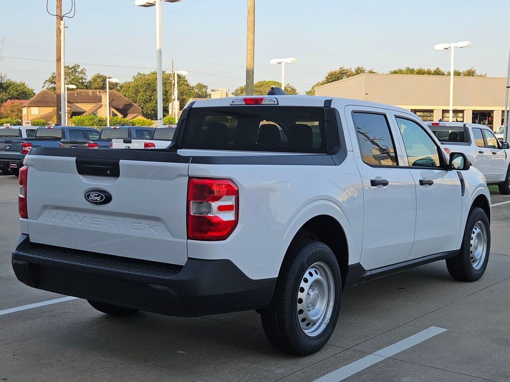 New 2026 Ford Maverick XL Truck SuperCrew