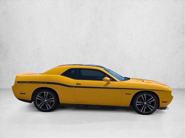 2012 Dodge Challenger SRT8 photo 4