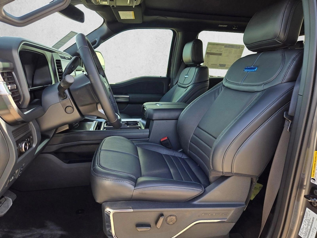 New 2026 Ford F-350 Platinum Truck Crew Cab